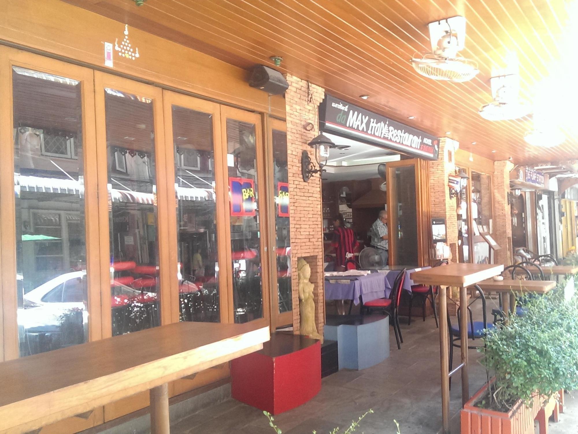 Max Residence Pattaya Zewnętrze zdjęcie